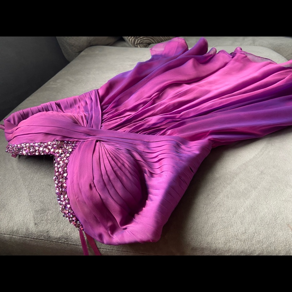 La Femme Homecoming Dress